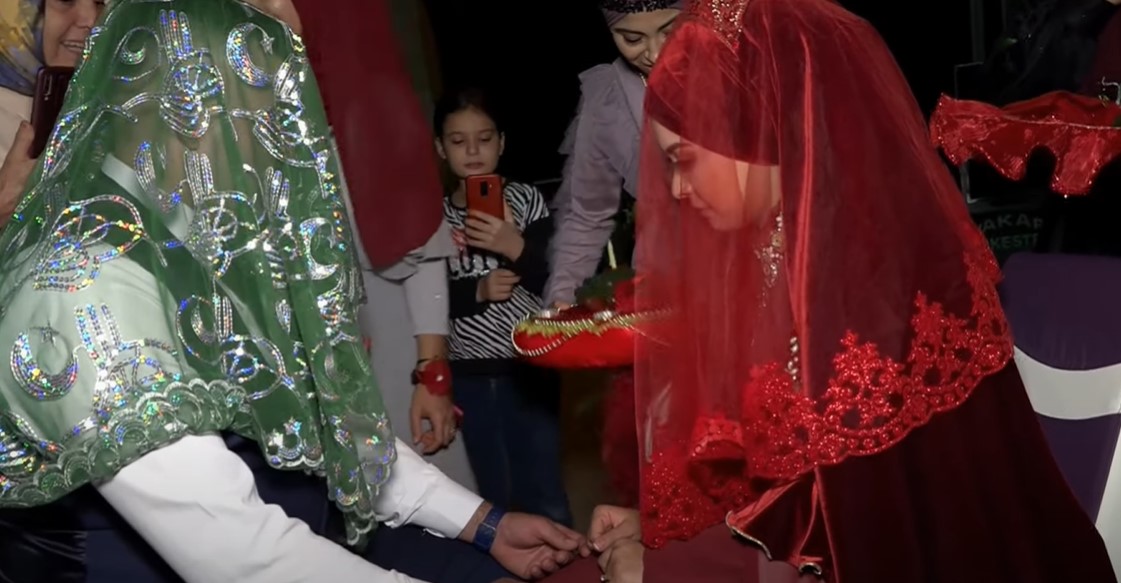 Kadinlar Neden Kina Yakar